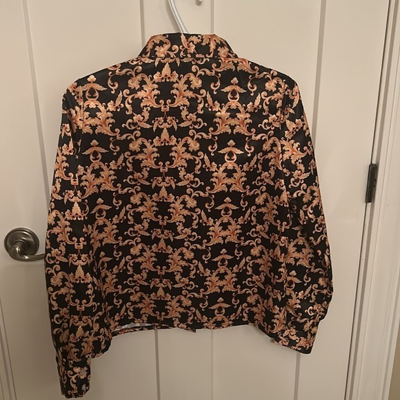 NWOT Black & Gold Baroque Pattern Blouse, size M - Picture 6 of 6